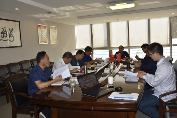 集團公司召開“不忘初心、牢記使命”主題教育黨委理論學(xué)習(xí)中心組集中學(xué)習(xí)會議